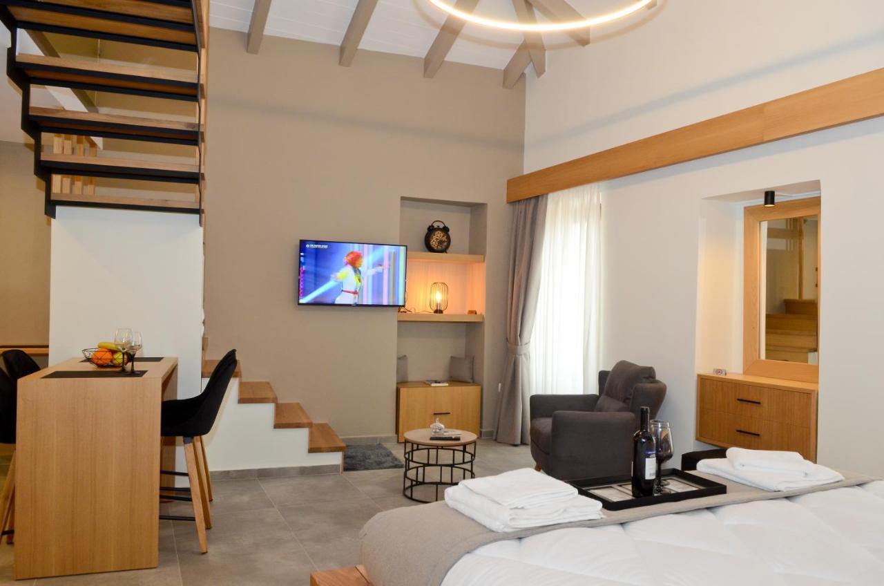 Roloi Suites Nafpaktos Exterior photo