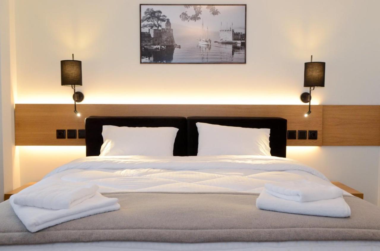 Roloi Suites Nafpaktos Exterior photo